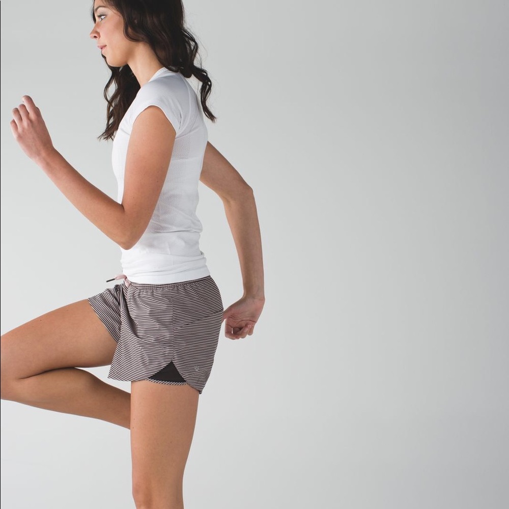 Lululemon Go The Distance Reversible Short